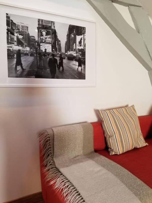 ディジョンLa Mansarde : Cosy Et Charme Au Centre Historiqueアパートメント エクステリア 写真